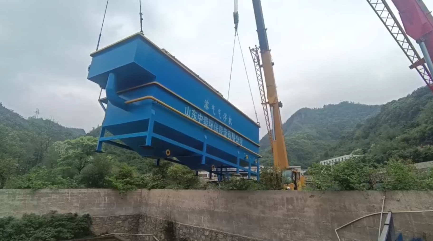 氣浮機，高效氣浮機，溶氣氣浮機，氣浮機安裝現(xiàn)場